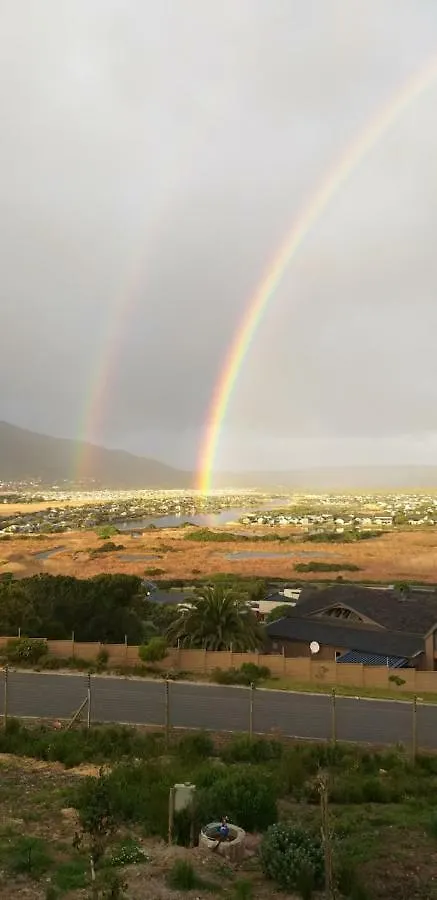 365 Sunset Self Catering Apartments Noordhoek